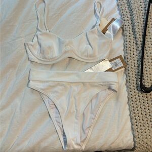 Billabong NWT White Swim